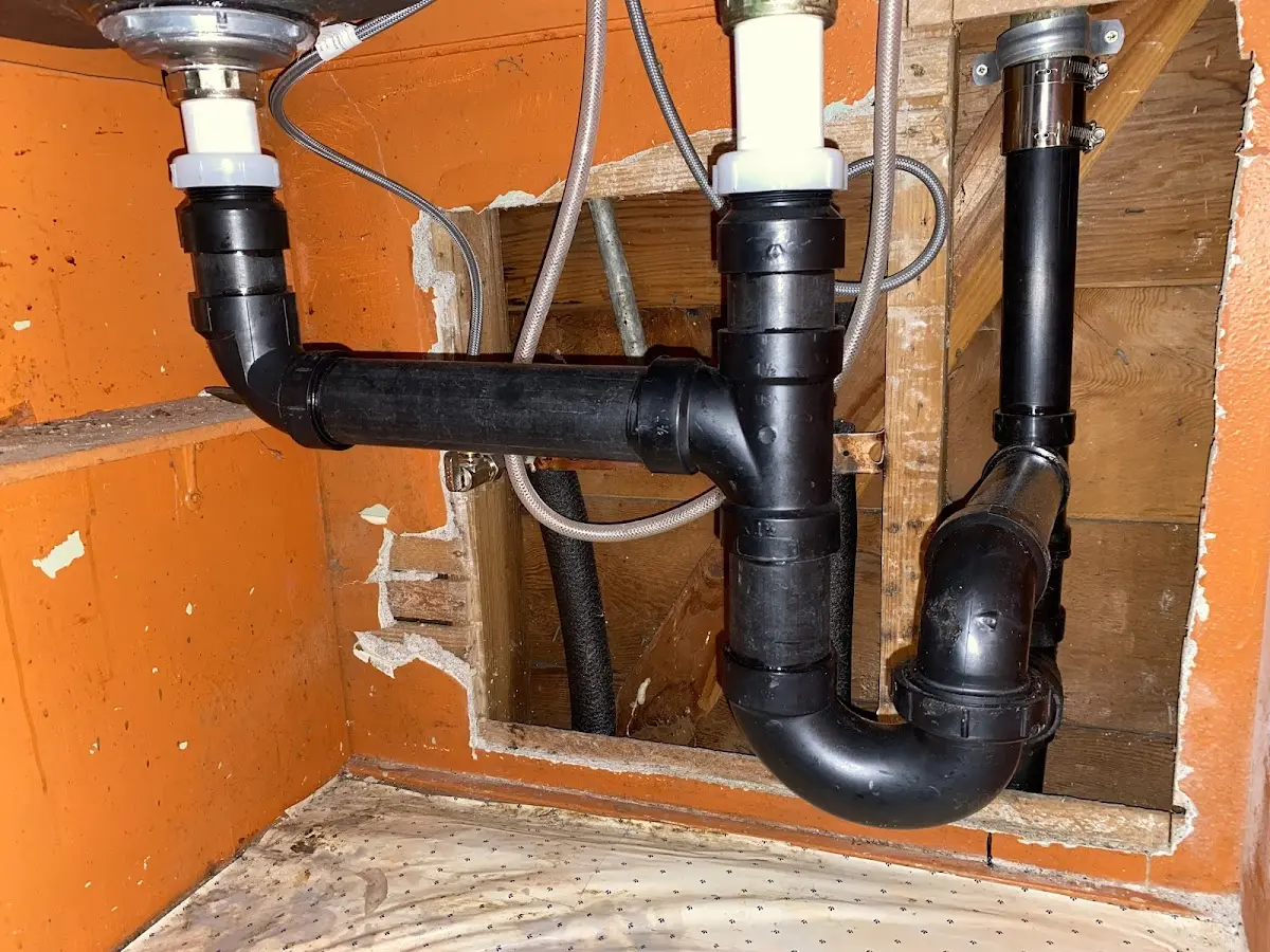 Professional Pipe Bursting equipment and tools on the job in Shelby